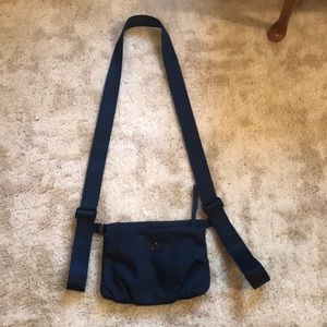 Navy lululemon crossbody bag